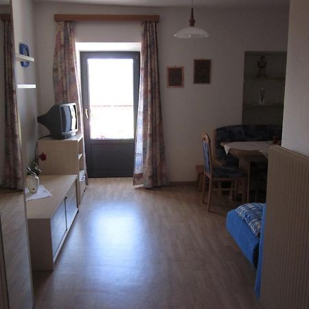 Gasthof Zum Roessl San Genesio Atesino Εξωτερικό φωτογραφία