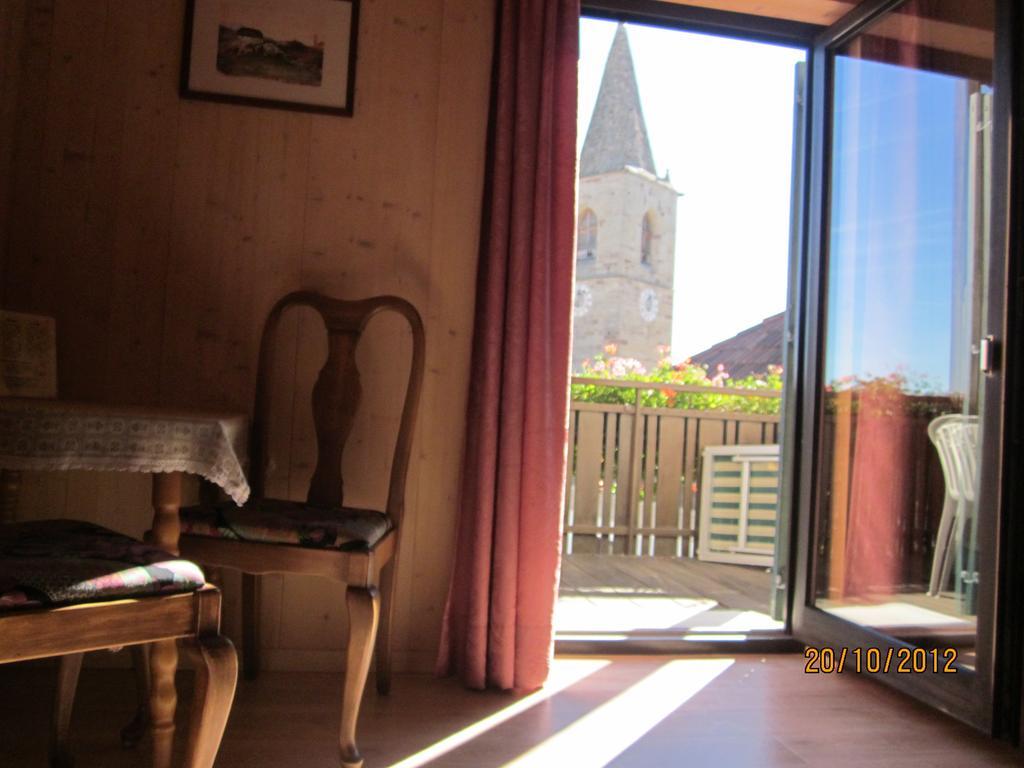 Gasthof Zum Roessl San Genesio Atesino Δωμάτιο φωτογραφία